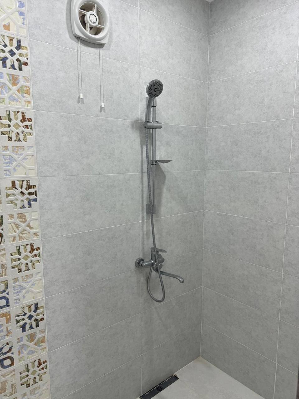 فيلا House On Magnolii 1 باتومي المظهر الخارجي الصورة